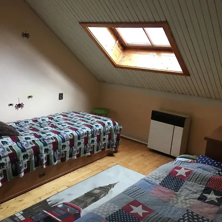 Casa de Férias High Tatras Little House *